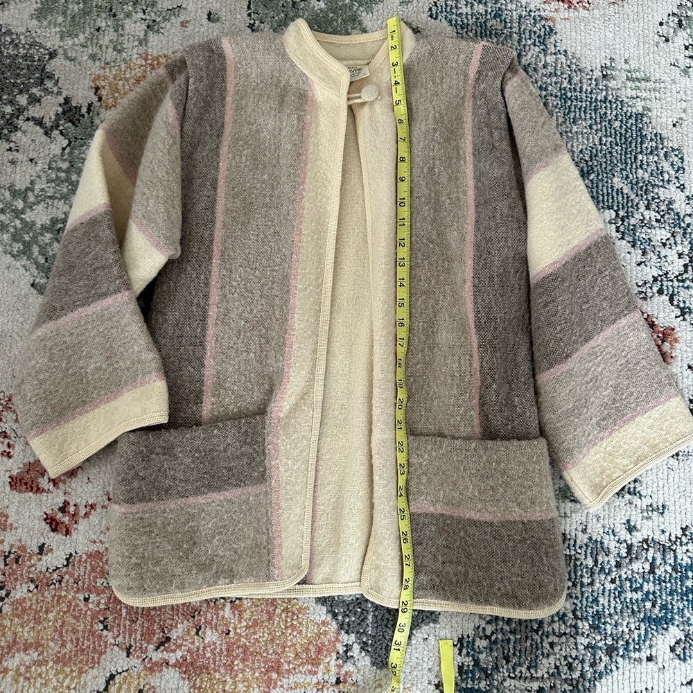 Vintage Berit Havre Vevstue Norway Women’s Pure Wool Coat Wide Sleeve size small - Picture 6 of 16